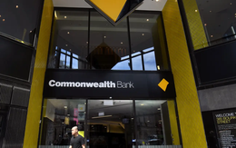 Ngân hàng lớn nhất Úc đối mặt với 87 cáo buộc vì bán bảo hiểm bất hợp pháp qua điện thoại