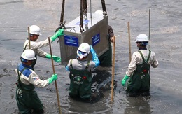 Chính thức tháo dỡ hệ thống thí điểm làm sạch sông Tô Lịch