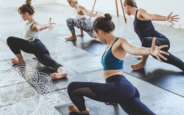 Không phải ngẫu nhiên mà 7 tư thế yoga này lại phổ biến đến độ ai mới tập cũng biết: Tập đơn giản mà hiệu quả lại không ngờ!