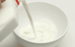 Câu hỏi nhiều người thắc mắc: Sữa tách béo có hiệu quả cho việc ăn kiêng, giảm cân?