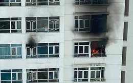 CLIP: Cháy ở tầng 12 chung cư Hoàng Anh Goldhouse - TP HCM