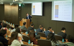 Chứng khoán Mirae Asset Việt Nam tổ chức đưa khách hàng sang thăm trụ sở tại Hàn Quốc