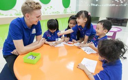 Đừng ép trẻ thích học tiếng Anh, hãy giúp trẻ thích học