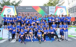 Màu cờ sắc áo Adam Khoo Education – Xanh rực phố phường Sài Gòn