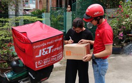 “Bùng nổ” dịch vụ chuyển phát nhanh trên thị trường thương mại điện tử tại Việt Nam