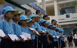 Doanh nhân Đỗ Trùng Dương làm từ thiện: Cho đi rồi sẽ nhận lại