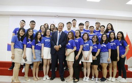 Không cần “xuất ngoại” vẫn có cơ hội bằng cử nhân quốc tế