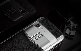 Vertu đưa nghệ thuật chế tác điện thoại xa xỉ trở lại Việt Nam