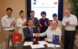 Lễ kí kết hợp đồng đại lý giữa Titan Group và chủ đầu tư Azure (Australia)