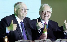 Tình bạn kỳ lạ mà đáng ngưỡng mộ của tỷ phú Warren Buffett với “cánh tay phải” đắc lực: 60 năm chưa một lần cãi vã cùng câu khẳng định “Cuộc đời tôi tốt đẹp hơn vì có Charlie”