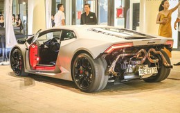 Sau Ferrari 458 Liberty Walk, đến lượt Lamborghini Huracan LP580-2 độc nhất Việt Nam độ phong cách 'giấu đầu hở đuôi'