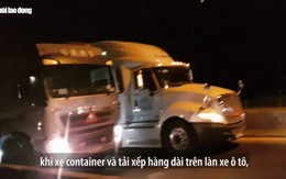 [VIDEO] - Ôtô biển số nước ngoài vô tư đi vào làn xe máy trên cầu Phú Mỹ