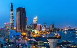 Bất động sản cao cấp tại TP.HCM "sốt" vì khách mua Trung Quốc, Bloomberg nêu lý do các nhà đầu tư nên thận trọng Bất động sản cao cấp tại TP.HCM "sốt" vì khách mua Trung Quốc, Bloomberg nêu lý do các nhà đầu tư nên thận trọng
