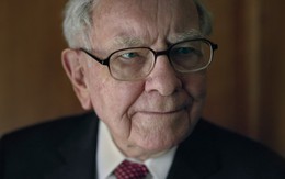 Warren Buffett chia sẻ lý do khiến ông mỗi sáng thức dậy bước chân ra khỏi giường mà vẫn vui vẻ dù đã 88 tuổi