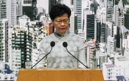 Trưởng đặc khu Hồng Kông quyết không từ chức dù hàng nghìn người phản đối