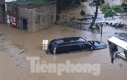 Mưa lụt ở Cao Bằng: Đường biến thành sông, giao thông tê liệt