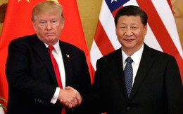 Phố Wall: Ông Trump trao lợi thế cho Trung Quốc, hé lộ nỗi đau của nước Mỹ