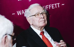 Warren Buffett rót thêm tiền vào cổ phiếu Amazon