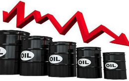 Thị trường ngày 7/8: Giá dầu giảm tiếp xuống dưới 60 USD/thùng, vàng vượt 1.470 USD/ounce