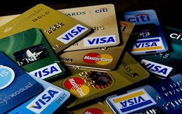 Covid-19 khiến hoạt động thanh toán và phát hành thẻ sụt mạnh, các ngân hàng Việt Nam đề nghị Visa và MasterCard miễn, giảm phí