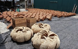 Ghé thăm làng "biến" cỏ dại thành sản phẩm nổi tiếng hơn 400 năm ở Hà Nội
