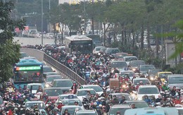 Hà Nội: Các tuyến phố nội đô ùn tắc cục bộ sau ngày làm việc cuối năm