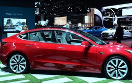 Tesla chính thức ra mắt ôtô điện Model 3
