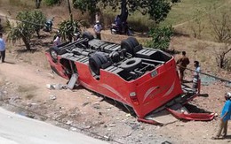Hiện trường thảm khốc vụ xe chở du khách nước ngoài lao xuống vực ở Bình Thuận