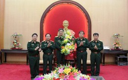 Phó Tư lệnh kiêm Tham mưu trưởng Quân khu 2 được thăng quân hàm cấp tướng