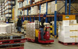 Lương ngành logistics hàng nghìn USD mỗi tháng vẫn khó tuyển người