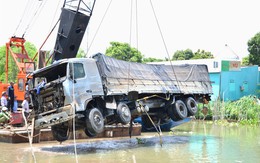 Trục vớt ôtô tải gây sập cầu Tân Nghĩa, dự kiến 5 ngày tới lắp nhịp giữa