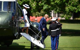 Vừa gặp mặt Nữ hoàng Anh, Tổng thống Trump đã phá vỡ một quy tắc hoàng gia bằng cách không giống ai của mình