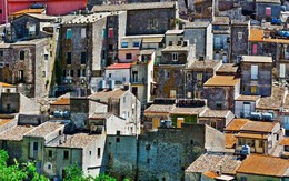 Nhiều ngôi nhà tại Ý được rao bán với giá... 26.000 đồng