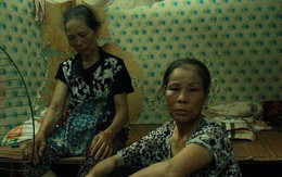 Cái nóng Hà Nội lên đến 50 độ: Dân xóm nghèo oằn mình trong các phòng trọ lợp ngói tôn, hầm hập như muốn "luộc chín" người