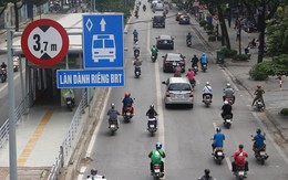 Những hình ảnh xấu xí của người dân vi phạm giao thông ở Hà Nội