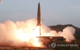 NÓNG: Triều Tiên lại phóng loạt đầu đạn nghi tên lửa xuống biển Nhật Bản