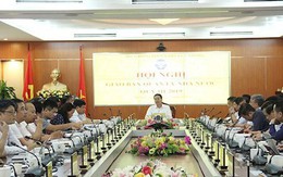 Bộ trưởng Nguyễn Mạnh Hùng: Giám đốc các Sở TT&TT cần đề xuất với tỉnh dành ít nhất 1% ngân sách địa phương để phát triển TT&TT