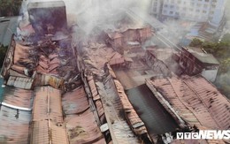 Vụ cháy Công ty Rạng Đông: Chủ tịch UBND TP Hà Nội yêu cầu khẩn trương tẩy độc môi trường