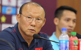 HLV Park Hang-seo: "Công Phượng, Văn Hậu cần theo dõi thêm, chưa chắc được ra sân trận gặp Malaysia"