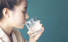 Có 4 dấu hiệu bất thường này sau khi uống nước thì chứng tỏ bạn đang bị bệnh nặng