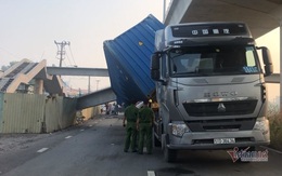 Kết quả bất ngờ chiều cao cầu bộ hành bị xe container kéo sập ở Sài Gòn
