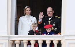 Nàng dâu hoàng gia gốc Việt lần đầu xuất hiện cùng gia đình nhà chồng Monaco: Ăn mặc gợi cảm nhưng có phần lạc lõng