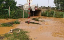 Đường ống nước sạch sông Đà lại vỡ, Viwasupco ngừng cấp nước tối nay