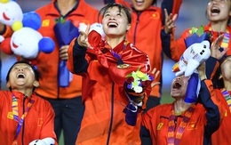 Tuyển nữ Việt Nam được thưởng hơn 10 tỷ đồng cùng nhiều hiện vật sau khi giành huy chương vàng SEA Games 30