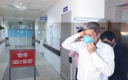 Nửa đêm, Thứ trưởng Bộ Y tế đến Đà Nẵng làm việc về virus corona