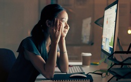 Từ đi cấp cứu 3 lần/tháng cho đến bị trầm cảm cả năm: Lời cảnh tỉnh của 6 nữ doanh nhân từng đánh đổi sức khỏe để làm việc tới kiệt sức