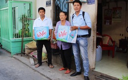 Hỗ trợ 110.000 lít nước khoáng đóng chai cho người dân vùng hạn, mặn