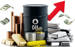 Thị trường ngày 23/4: Giá dầu bật tăng hơn 19%, vàng tăng cao