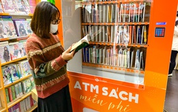 Cây ATM sách miễn phí ra mắt tại Hà Nội: Tri thức sẽ giúp con người thoát nghèo bền vững