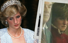 Sự thật phía sau bức ảnh Công nương Diana bật khóc tại sân bay: Cứ ngỡ cuộc chia ly xúc động hóa ra là giây phút biết mình là "người thừa"